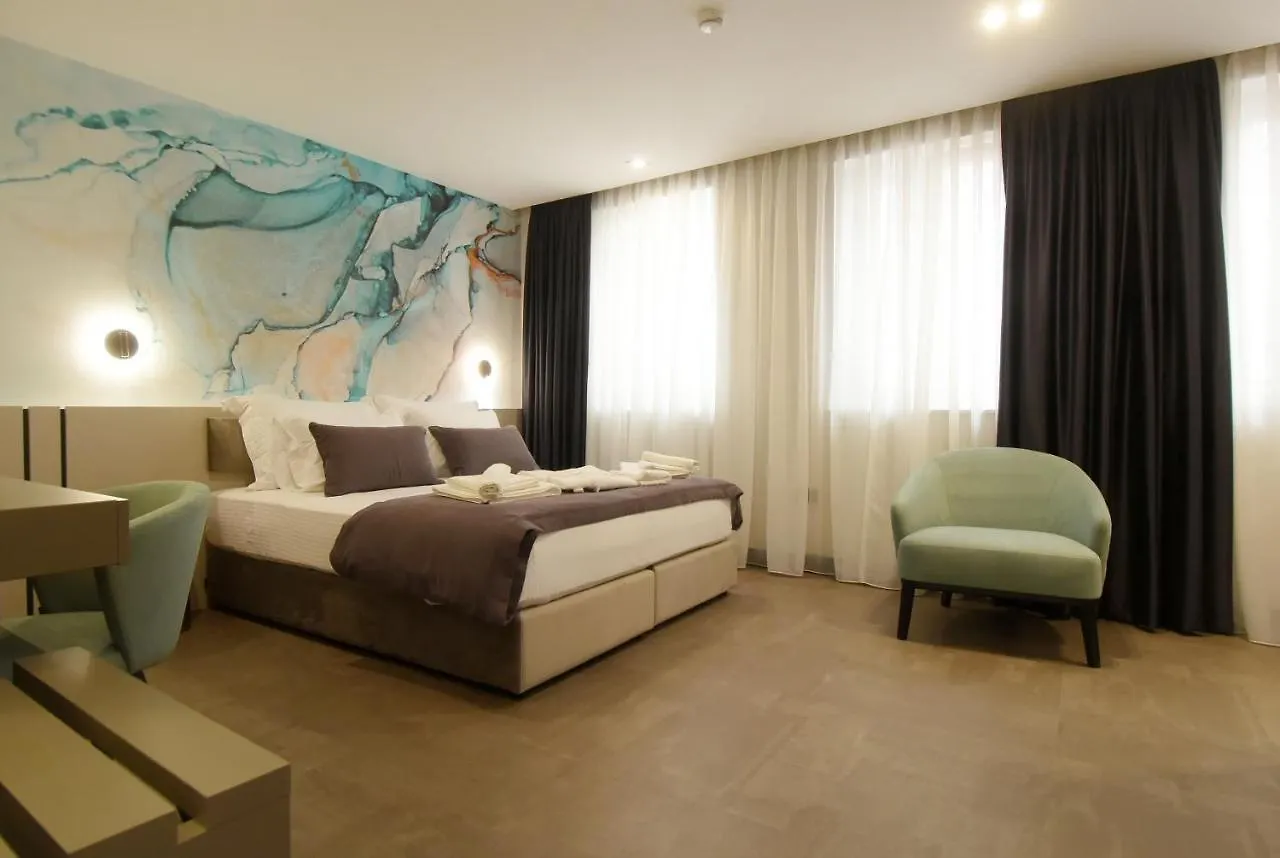 Grandeur Apartments PUY 0*, Pula